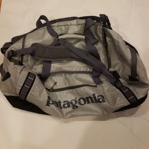 Patagonia Black Hole duffle